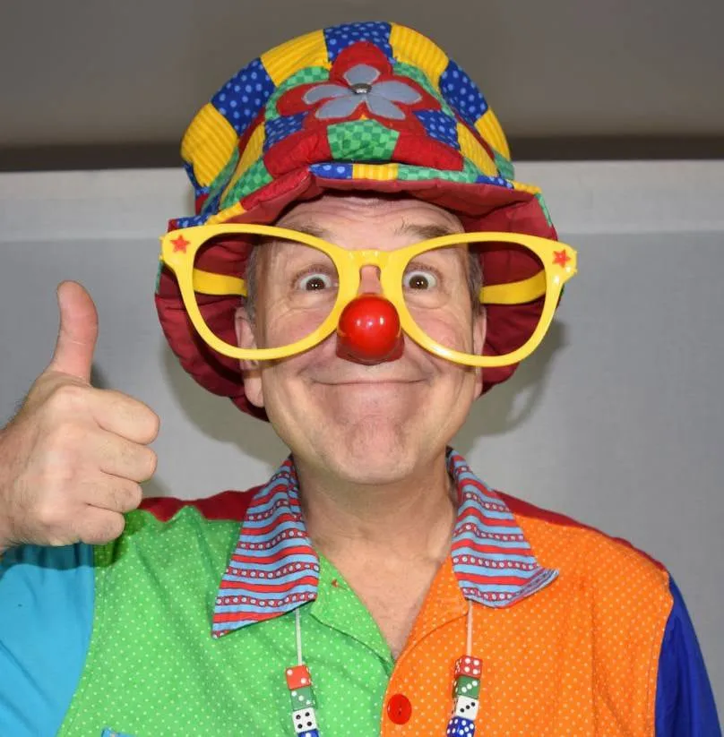 Uncle Chris the Clown logo